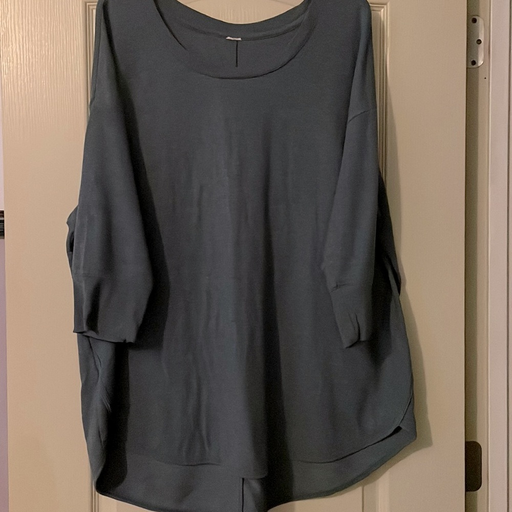 Blue Sweatshirt sz.3X quarter sleeve